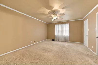 2501 Watertown Mall #84, Houston, TX 77057 - Photo 11