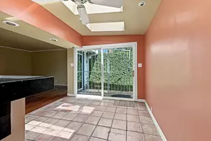 2501 Watertown Mall, Houston, TX 77057 - Photo 5