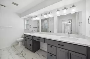 2731 Stetson Ln, Houston, TX 77043 - Photo 9