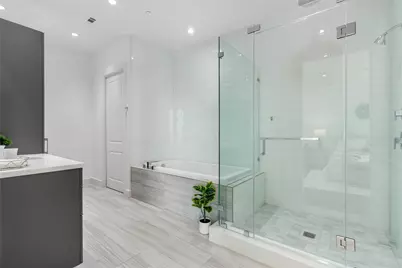 4521 San Felipe Street #1704, Houston, TX 77027 - Photo 25