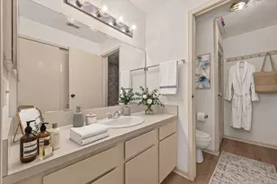 2021 Spenwick Dr, Houston, TX 77055 - Photo 21
