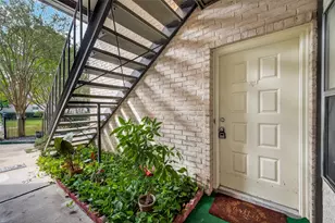 2021 Spenwick Dr, Houston, TX 77055 - Photo 5