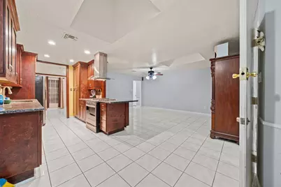 11226 Langdon Lane, Houston, TX 77072 - Photo 9