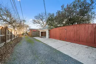 1342 Allston St, Houston, TX 77008 - Photo 35