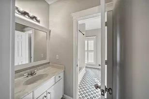 1342 Allston St, Houston, TX 77008 - Photo 27