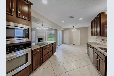 706 S Diamondhead Boulevard, Crosby, TX 77532 - Photo 9