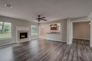 706 S Diamondhead Blvd, Crosby, TX 77532 - Photo 5