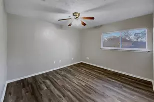 706 S Diamondhead Blvd, Crosby, TX 77532 - Photo 19