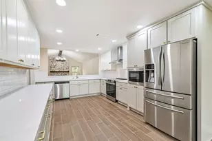 101 Ridge Rd, Manvel, TX 77578 - Photo 9