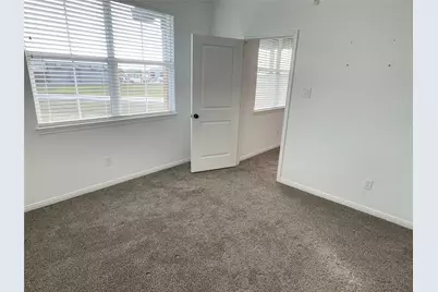 802 W Loop, El Campo, TX 77437 - Photo 13