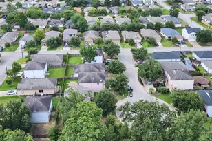 501 Pine Cluster Ct, Conroe, TX 77301 - Photo 9