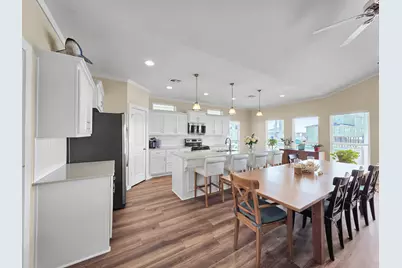 353 Atkinson Street, Crystal Beach, TX 77650 - Photo 23