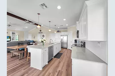 353 Atkinson Street, Crystal Beach, TX 77650 - Photo 25