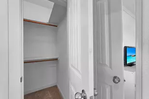 353 Atkinson St, Crystal Beach, TX 77650 - Photo 31