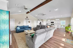 353 Atkinson St, Crystal Beach, TX 77650 - Photo 17