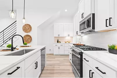 6423 Madrid Street, Houston, TX 77021 - Photo 7