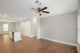 7815 Jester St, Houston, TX 77051 - Photo 7