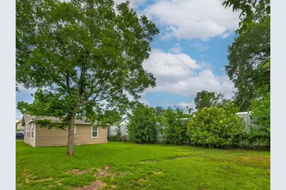 7815 Jester Street, Houston, TX 77051 - Photo 21