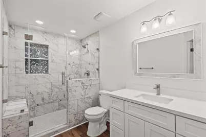 426 County Road 243, Angleton, TX 77515 - Photo 15