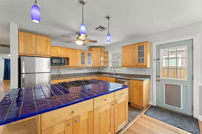 2209 Portsmouth Street, Houston, TX 77098 - Photo 11
