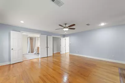 2209 Portsmouth Street, Houston, TX 77098 - Photo 17