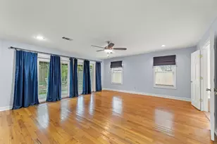 2209 Portsmouth St, Houston, TX 77098 - Photo 15