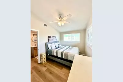12908 John Reynolds Road, Galveston, TX 77554 - Photo 23
