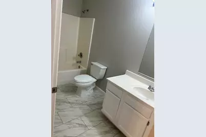 10440 Royal Adrian Drive, Conroe, TX 77303 - Photo 9