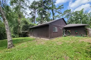 18 N Wavy Oak Cir, The Woodlands, TX 77381 - Photo 13