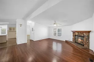 3614 College St, Damon, TX 77430 - Photo 1