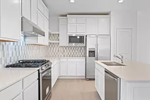 27402 Sweetwater Bay Dr, Katy, TX 77493 - Photo 13