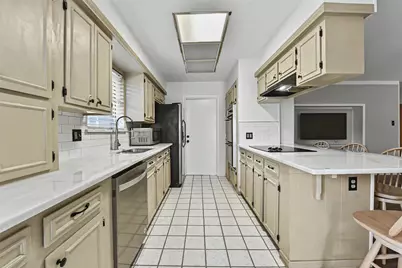 14318 Foxford Way, Houston, TX 77015 - Photo 9
