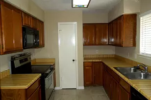 6811 Renfro Dr, Richmond, TX 77469 - Photo 5