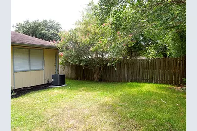 6811 Renfro Drive, Richmond, TX 77469 - Photo 11
