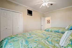 3125 James, Crystal Beach, TX 77650 - Photo 31