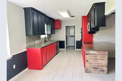 5822 4th Street, Danbury, TX 77534 - Photo 9
