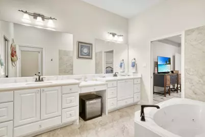 7386 Garrison Creek Drive, Bryan, TX 77808 - Photo 13