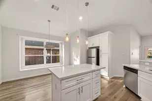 902 Norfolk Dr, Pearland, TX 77584 - Photo 11