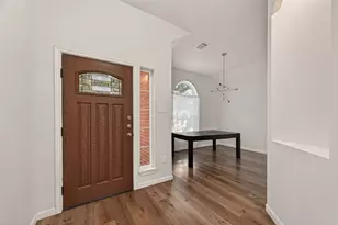 902 Norfolk Dr, Pearland, TX 77584 - Photo 5