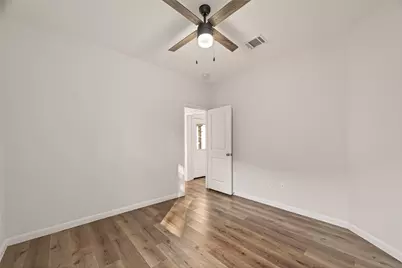 902 Norfolk Drive, Pearland, TX 77584 - Photo 29