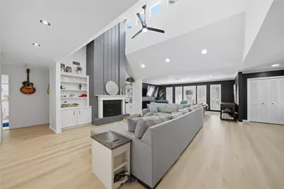 2211 Hickory Creek Drive, Kingwood, TX 77339 - Photo 9