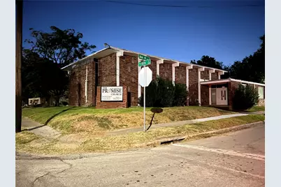 1102 75th Street, Houston, TX 77011 - Photo 1