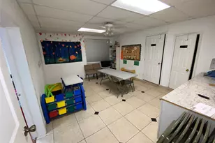 1102 75th St, Houston, TX 77011 - Photo 19