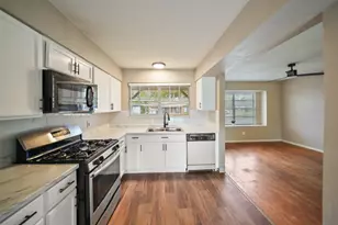 4114 Dacca Dr, Houston, TX 77047 - Photo 9