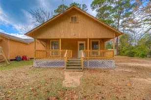 204 S Pitzer, Colmesneil, TX 75938 - Photo 1