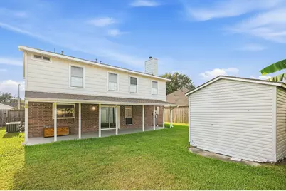 10027 Glenkirk Drive, Houston, TX 77089 - Photo 15