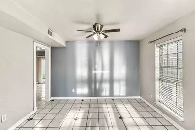 10027 Glenkirk Drive, Houston, TX 77089 - Photo 3