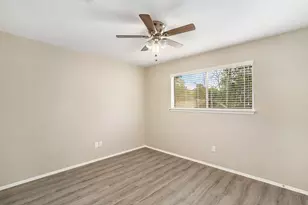 5115 Shady Gardens Dr, Houston, TX 77339 - Photo 15