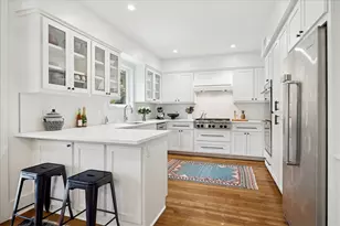 1412 Marshall St, Houston, TX 77006 - Photo 9