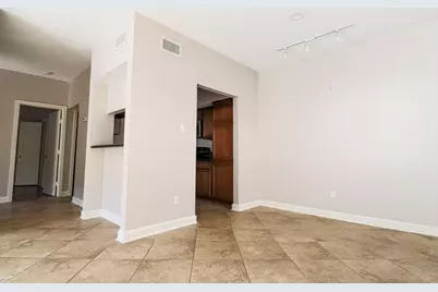 2025 Augusta Drive #1005, Houston, TX 77057 - Photo 7